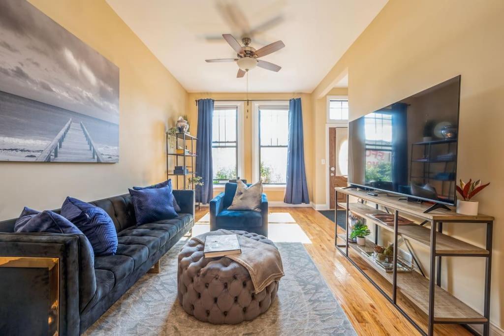 Lovely 2 Bed 3 Miles From Dt W Free Parking Чикаго Екстериор снимка