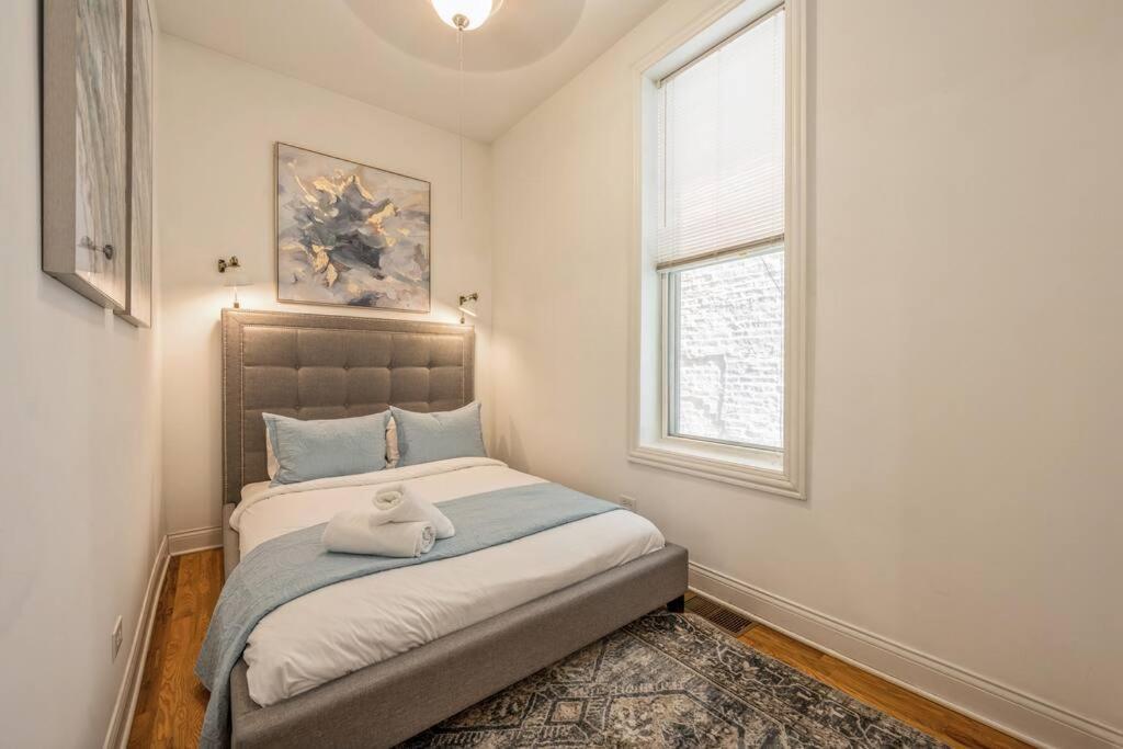 Lovely 2 Bed 3 Miles From Dt W Free Parking Чикаго Екстериор снимка